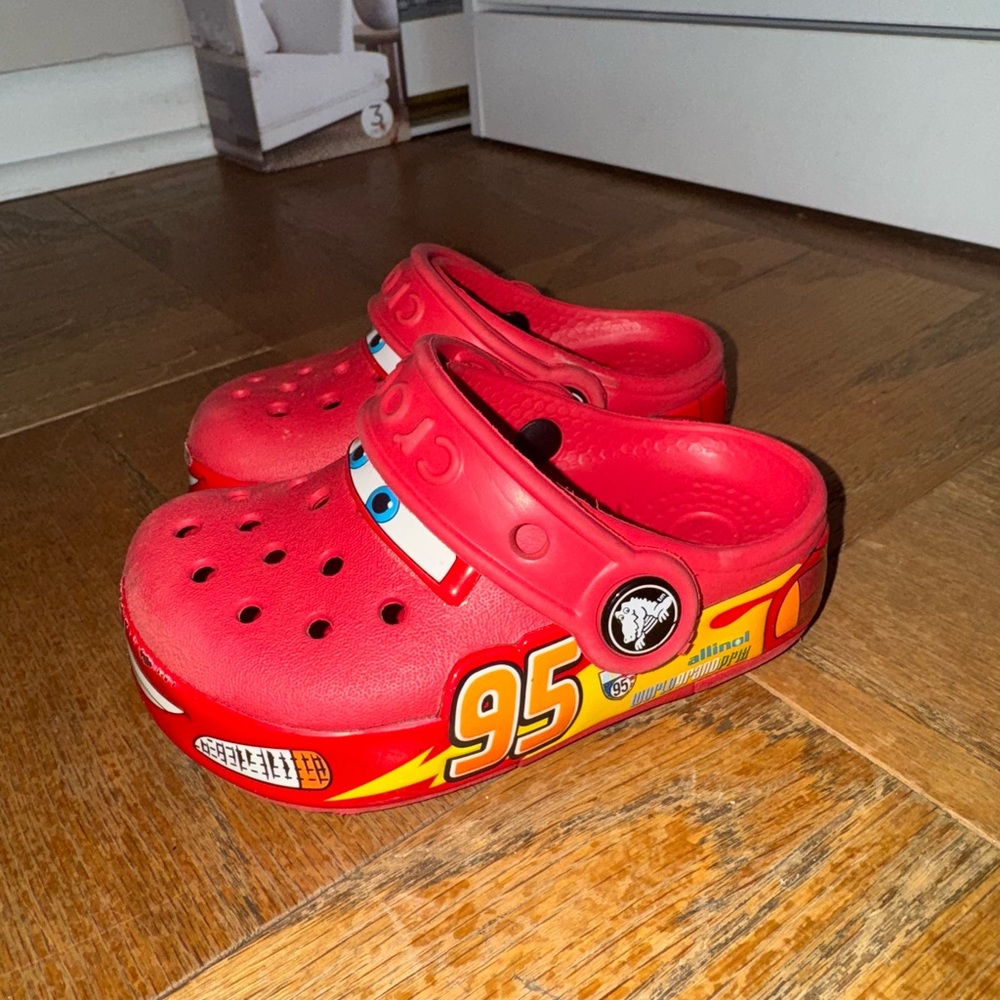 Toddler Lightening McQueen Crocs 6c